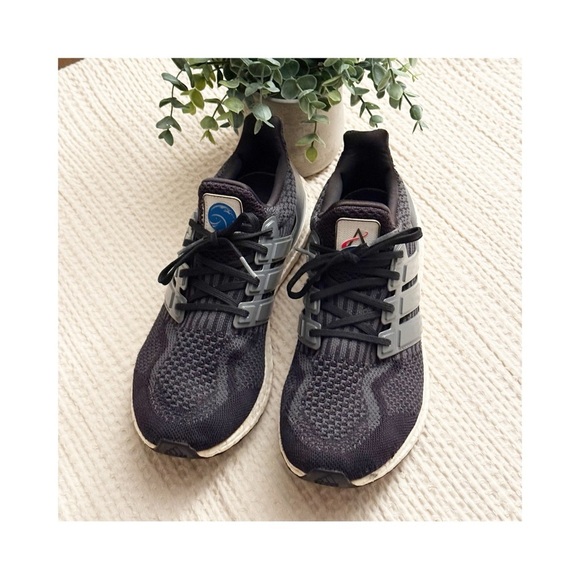Adidas Ultraboost DNA 5.0 NASA 🚀 size 11 - Picture 2 of 9